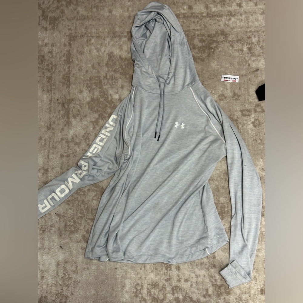 Under armor jacket with tshirt to match